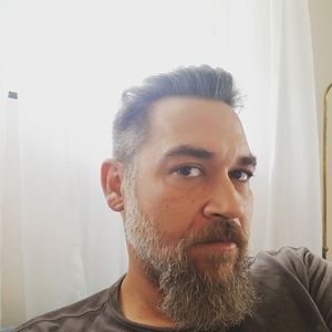 Meet your Posher, Jason